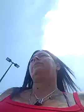 SunnyShiney – webcam model profile photo Image 7