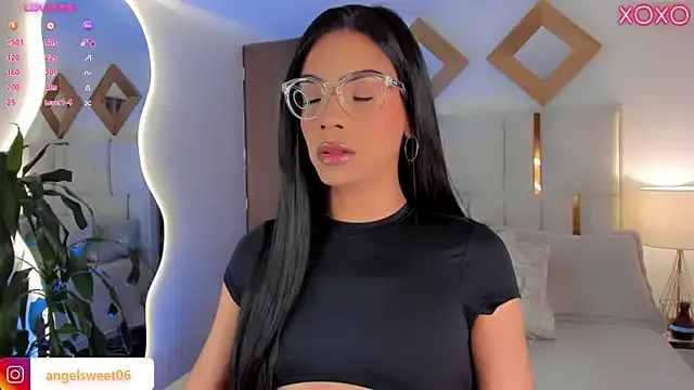 TOP_ping – webcam model profile photo Image 7