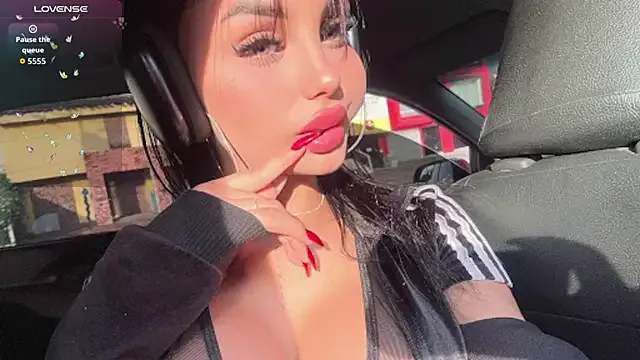 naomigomezz – webcam model profile photo Image 11