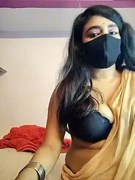 IORio2 – webcam model profile photo Image 15