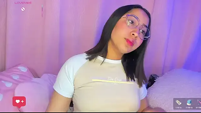 chanalephaz – webcam model profile photo Image 13