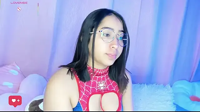 chanalephaz – webcam model profile photo Image 2