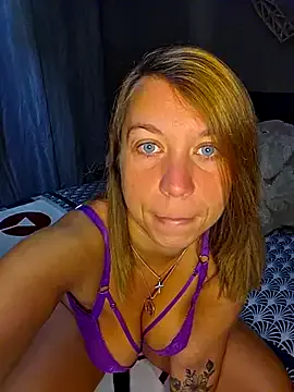 gael_coral – webcam model profile photo Image 10