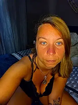 gael_coral – webcam model profile photo Image 5