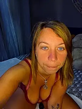 gael_coral – webcam model profile photo Image 8