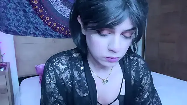 SssMmm69 – webcam model profile photo Image 5