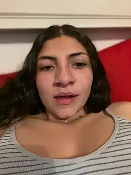 Taanni – webcam model profile photo Image 6