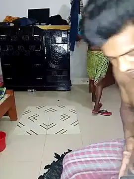 Ninjainia – webcam model profile photo Image 2