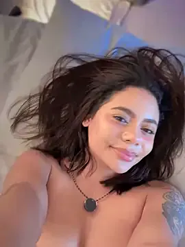Taanni – webcam model profile photo Image 5