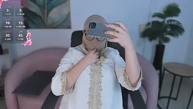 bambi_lu – webcam model profile photo Image 4