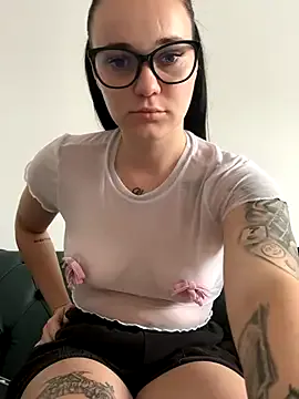 demieliss – webcam model profile photo Image 3