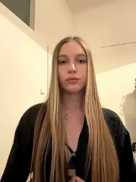 bbysonia – webcam model profile photo