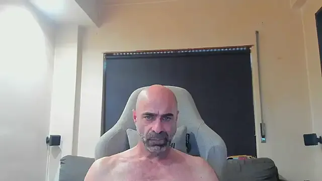 dirtypub – webcam model profile photo Image 18