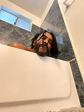 pantyless – webcam model profile photo Image 18