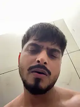 Dark-Luna – webcam model profile photo Image 7