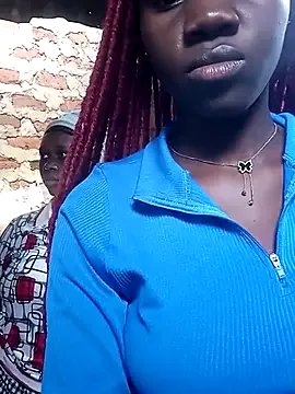 purepleasure25 – webcam model profile photo Image 3