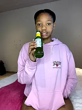 vero495065 – webcam model profile photo Image 6