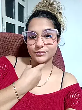 bambi_lu – webcam model profile photo Image 3