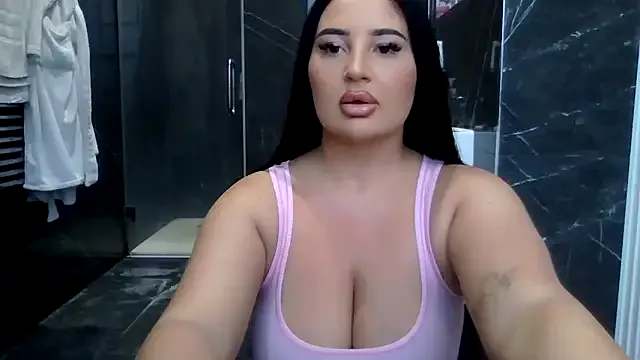 BritishJuicyAva Image 16