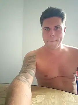 alana15 – webcam model profile photo Image 8