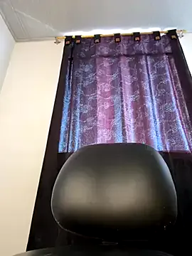 mayadashaaa – webcam model profile photo Image 4