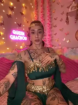 hina_porn – webcam model profile photo Image 2