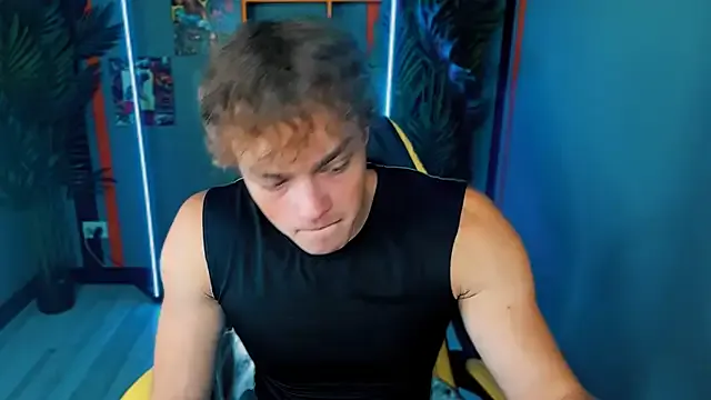 Lia__Love – webcam model profile photo Image 2