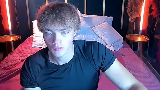 Lia__Love – webcam model profile photo Image 3