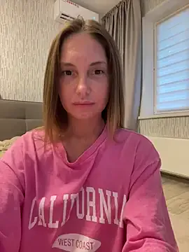 -VikkiL0vesCheese- – webcam model profile photo Image 7