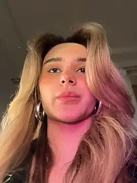 bambi_lu – webcam model profile photo Image 19