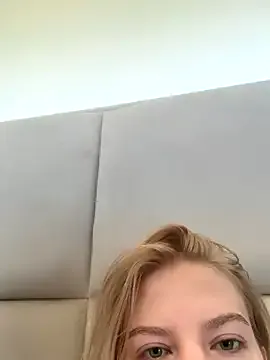 Blonde_sexy21 – webcam model profile photo Image 7