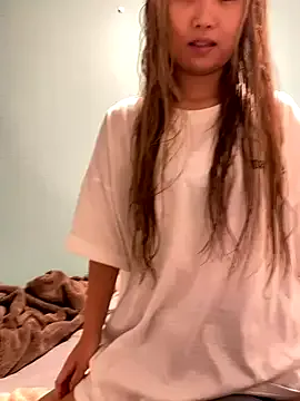 alana15 – webcam model profile photo Image 13