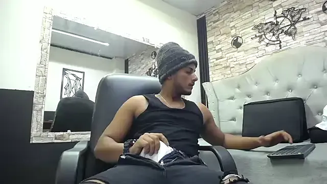 sigmasian – webcam model profile photo Image 6