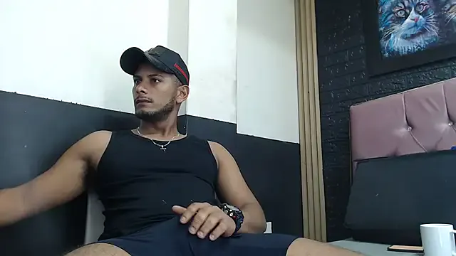 sigmasian – webcam model profile photo Image 9