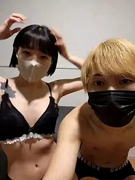 queeneliaa_ – webcam model profile photo Image 3