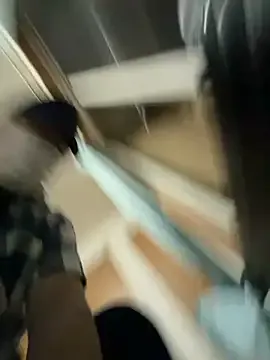 wolfan_sky – webcam model profile photo Image 16