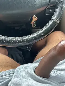 SEX-EDUCATION – webcam model profile photo Image 3