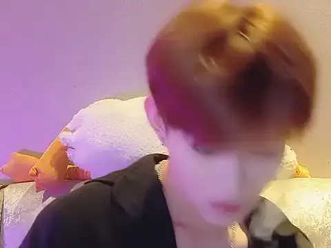 mayadashaaa – webcam model profile photo Image 2