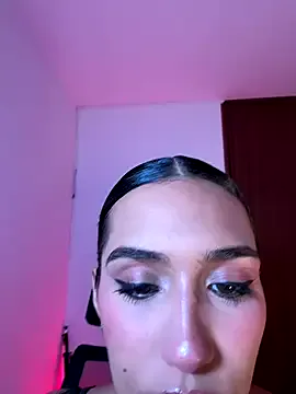 sarahsophia_ – webcam model profile photo Image 14