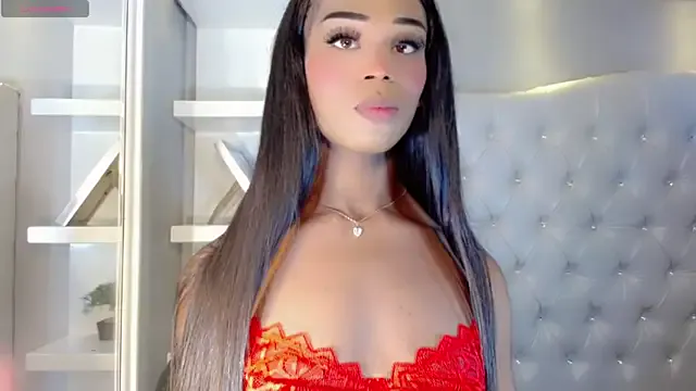 IORio2 – webcam model profile photo Image 16