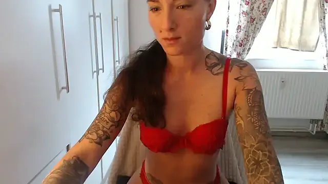 faecavaness – webcam model profile photo Image 8