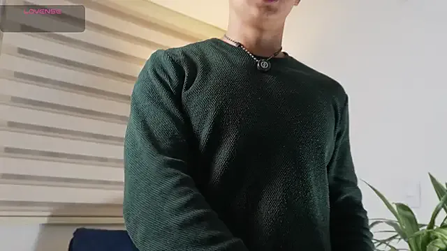 sigmasian – webcam model profile photo Image 14