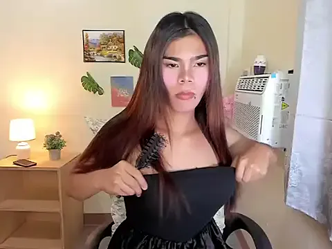 SEX-EDUCATION – webcam model profile photo Image 8