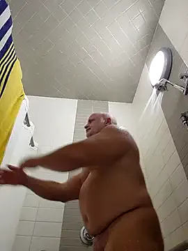 LollyMille – webcam model profile photo Image 16