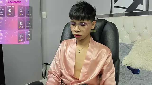 gdanch – webcam model profile photo Image 13