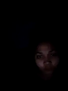 roouse – webcam model profile photo Image 3