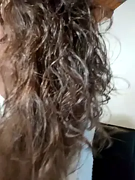 LuxBby – webcam model profile photo Image 4