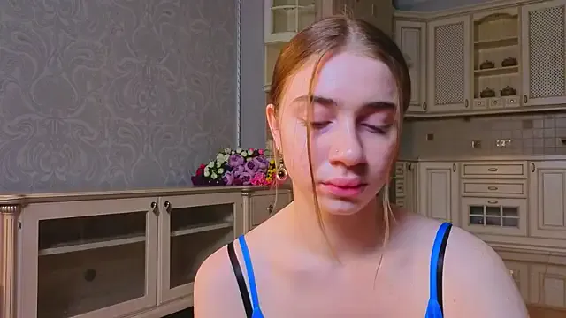 Linnea – webcam model profile photo Image 16