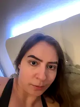 maataaan – webcam model profile photo Image 18