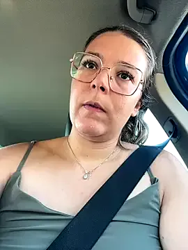 lucretiaburnaugh – webcam model profile photo Image 5